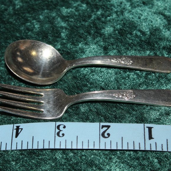 Youth Pattern 1940's Baby Set - Silver Plate Baby Fork Spoon Holmes & Edwards - Picture 4 of 4